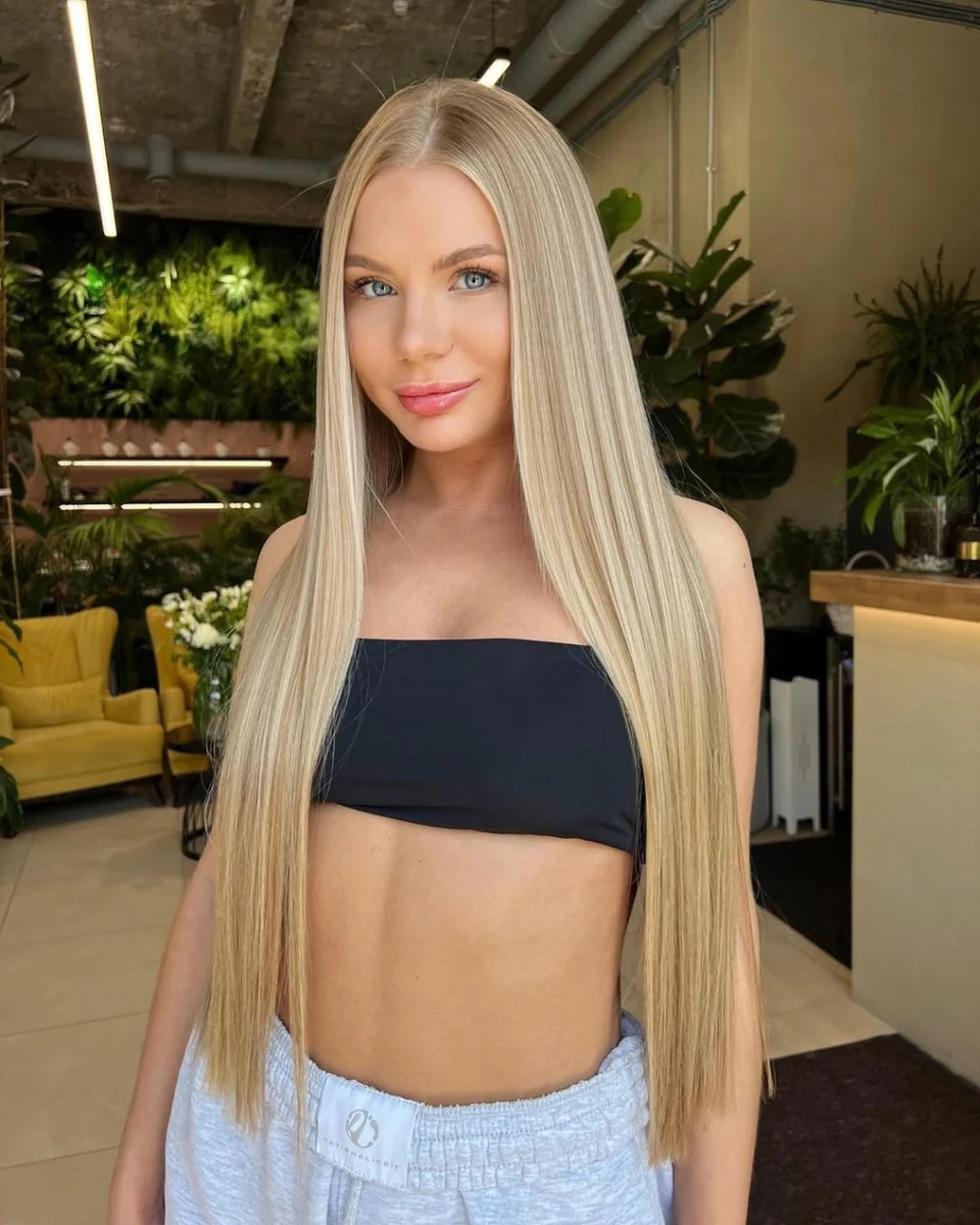  Emily escort in Dubai