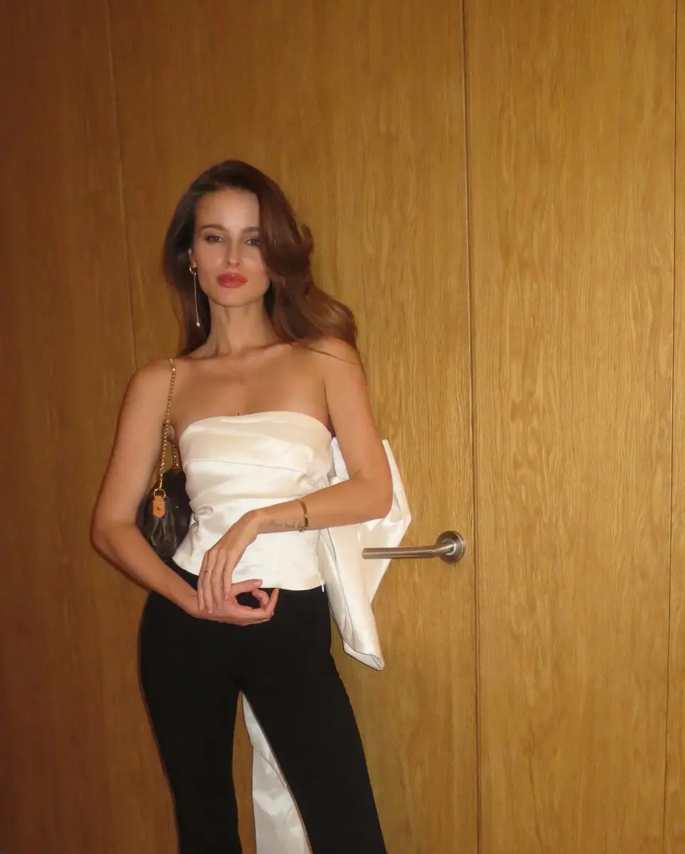 Gloria  escort in Dubai